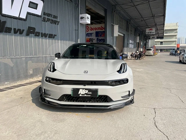 картинка Канарды на передний бампер для Zeekr 001 2020-2023 магазин  StreetTuning 